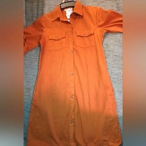 Mid sleeve button down dress